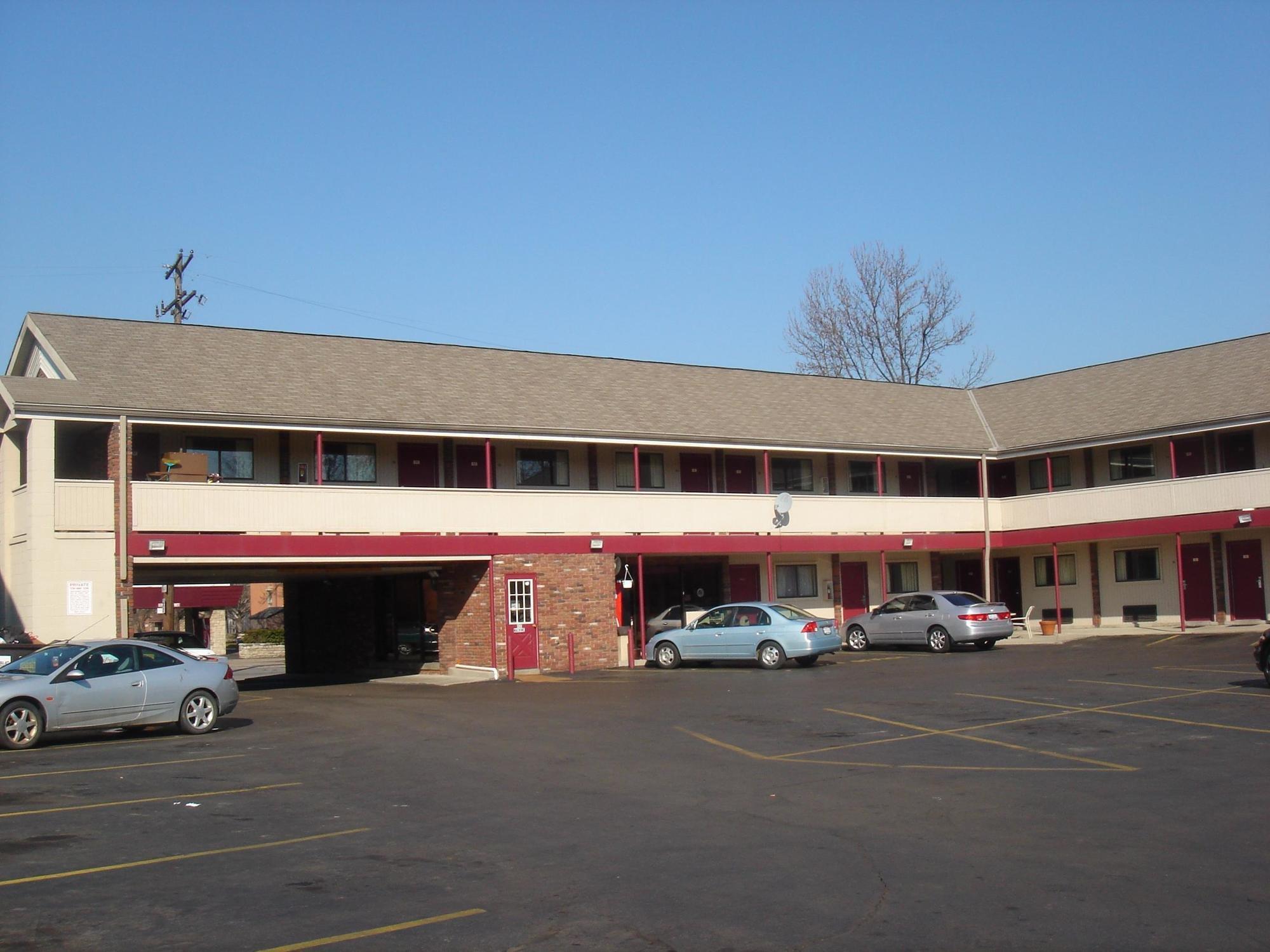 German Village Inn Motel Columbus Exterior photo