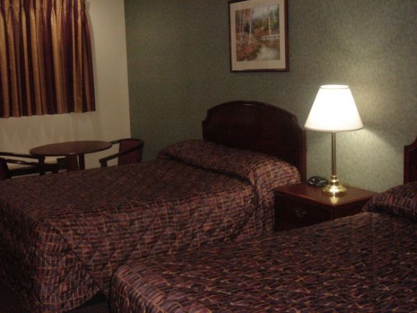 German Village Inn Motel Columbus Room photo